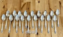 VTG 1951 ONEIDA Silverplate DISTINCTION Flatware Set 68pc Serve 9 -7pc Place Set