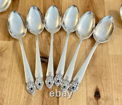VTG 1951 ONEIDA Silverplate DISTINCTION Flatware Set 68pc Serve 9 -7pc Place Set