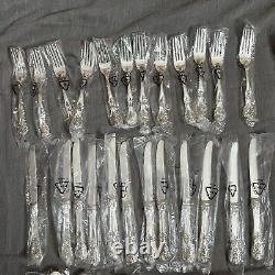 VTG FB Rogers & Sons French Rose 64 Pc Flatware Set With Wooden Case