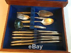 VTG ONEIDA COMMUNITY SILVERPLATE FLATWARE ENCHANTMENT GENTLE ROSE 55PC WithCHEST