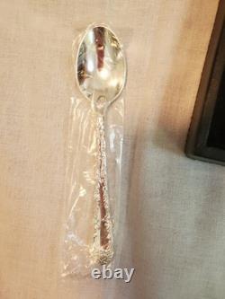 VTG Wm Rogers & Son Enchanted Rose Silverplate Flatware Set With Original Case