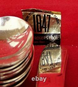Vintage 1847 Rogers Bros AMBASSADOR Silverplate Flatware Set Svc for 12 withChest