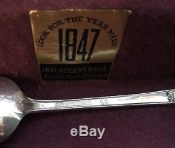 Vintage 1847 Rogers Bros Oak Silverware 67 Pcs. Set American Finest Silver Plate
