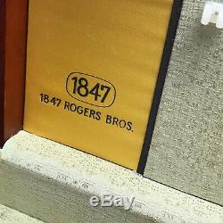 Vintage 1847 Rogers Bros Set Silverplated Silverware Ancestral In Box Flatware