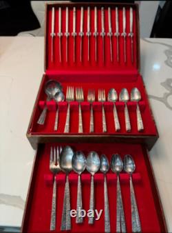 Vintage 1881 Rogers Oneida Silverware Set In Box