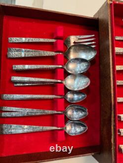 Vintage 1881 Rogers Oneida Silverware Set In Box