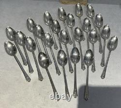 Vintage 1949 Holmes & Edwards Spring Garden Silverware 78 Pieces