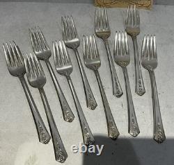 Vintage 1949 Holmes & Edwards Spring Garden Silverware 78 Pieces