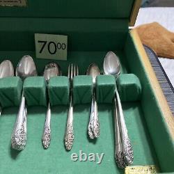 Vintage 1950's Community Silver Plate Evening Star 66 Piece With Wooden Box