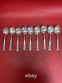 Vintage 75 pc Community Silver Plate Flatware