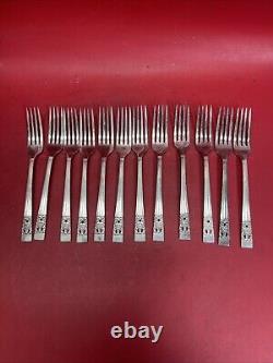 Vintage 75 pc Community Silver Plate Flatware