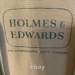 Vintage Holmes & Edwards International Silver Company Silverware & Case 82 Piece