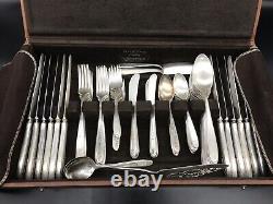 Vintage Oneida Community Plate Grosvenor Silver Plate Set withBox 82 Pieces