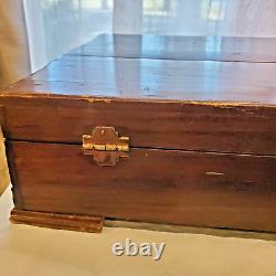 Vintage Oneida Community Silverware set, 80 pieces with wooden storage box