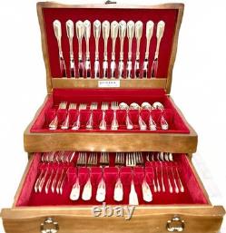 Vintage Oneida Silversmiths Community Heirloom Shell Silverplate Flatware Set