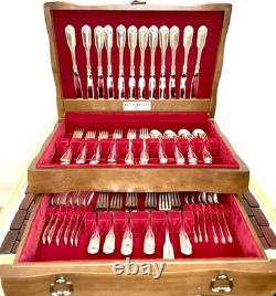 Vintage Oneida Silversmiths Community Heirloom Shell Silverplate Flatware Set