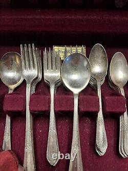 Vintage WM ROGERS Silver Plate 71 Pc. Flatware Set Silverware