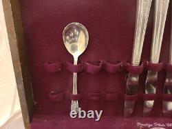 Vtg 57 Pc set William Rogers Co AA IS Jubilee Silver Plate Flatware + Wood chest