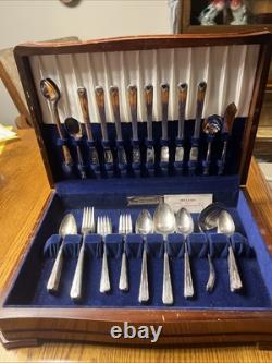 Vtg Community Oneida Silver Plate MILADY Flatware Silverware Set