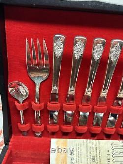 Vtg International Silver ROGERS BROS Silverplate Service For 8 + Serving Pieces