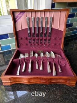 Vtg King Edward Silverplate 35 Pc Silverware & Serving Set Storage Box 1930's