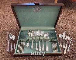 Vtg Oneida Community Tudor Plate Flatware 53pc Set & Wooden Box