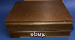 Vtg. Oneida Silverplated Flatware King James 55 Piece Set withStorage Case READ