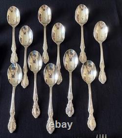 WM Rogers Mfg Co Original Rogers GRAND ELEGANCE Silver Plate Flatware 65 piece +