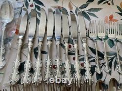 WM Rogers Troy Pattern Silverware 45 Service Pieces
