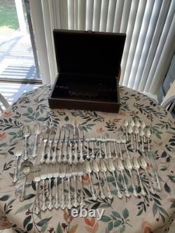WM Rogers Troy Pattern Silverware 45 Service Pieces