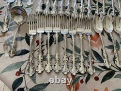 WM Rogers Troy Pattern Silverware 45 Service Pieces