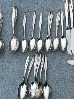 WM Rogers and Son Silverware IS 48 Piece Set Gaiety 8 Place Setting Minus 1 Fork