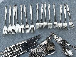 WM Rogers and Son Silverware IS 48 Piece Set Gaiety 8 Place Setting Minus 1 Fork