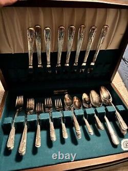 WM Rogers mfg co original flatware set Talisman (Silverplate, 1938) no case