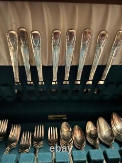 WM Rogers mfg co original flatware set Talisman (Silverplate, 1938) no case
