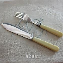 Walker & Hall Silverplate Knife/Fork Set for 6 with Box Silver Plate