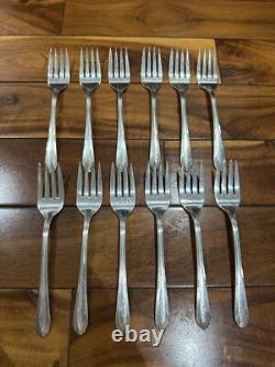 Wm Rogers International Silver Fascination Silver Plated Silverware 115pc COA