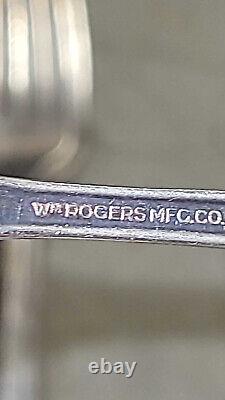Wm. Rogers Mfg. Original Rogers And Primrose Silverware Set With Wooden Box