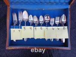 Wm. Rogers & Son Exquisite Silverplate Flatware Set 83 Pc with Wood Chest